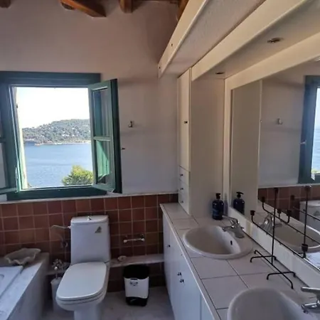 Luxury In Sklithri Αχλαδιές
