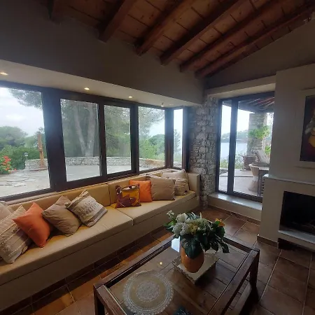 Villa Luxury In Sklithri *